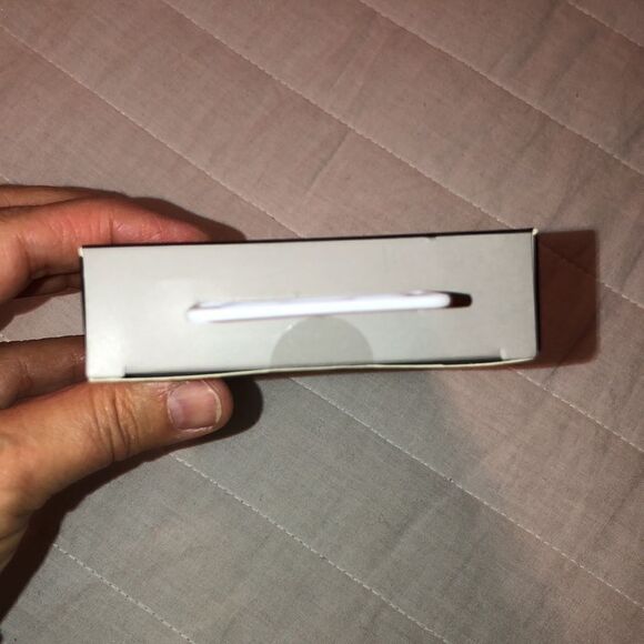 Press Play 4 FT Lightning Cable in White - Picture 6 of 9